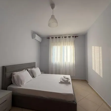 Apartment Anemone Vlore